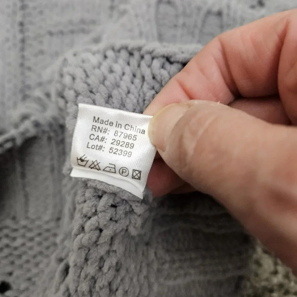 Elan Grey Cable‎ Chunky Knit Fringe Detail Front Sweater Size Medium - Picture 8 of 11